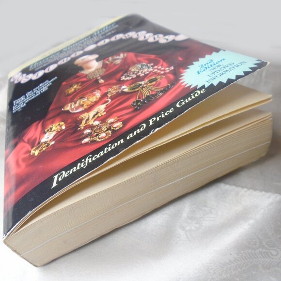 Vintage Jewelry Price Guide Books - Bundle of Two - Picture 6 of 13